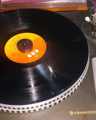 giradischi kenwood mod kd-3070