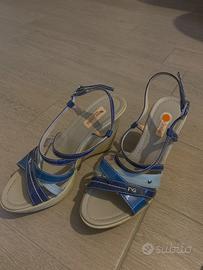 Sandali nero giardini con zeppa