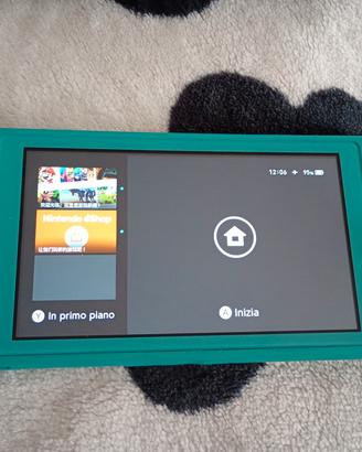 Nintendo Switch lite turquesa animal crossing 