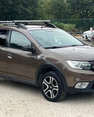 Dacia Sandero Stepway 0.9 GPL PERMUTE RATE GARANZI