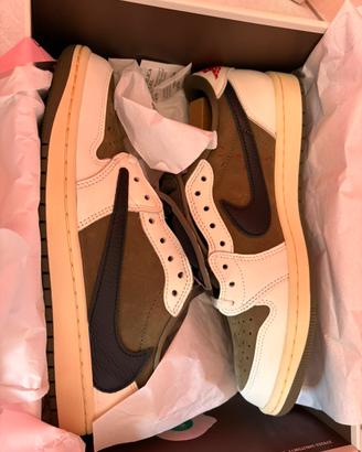 Travis Scott jordan 1