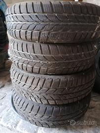 Gomme automobile