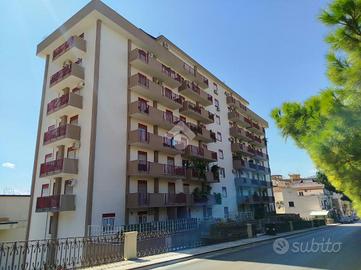 2 LOCALI A PALERMO
