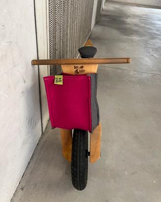 Bici in legno senza pedali