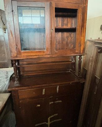 Credenza arte povera