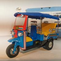 Modello Tuk Tuk BANKOK TAXI scala 1:24 Tailandia