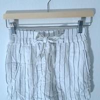 Pantaloncini a righe