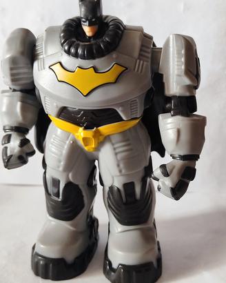 ACTION FIGURE BATMAN con ARMATURA 
