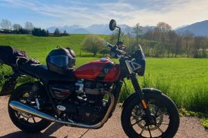 Triumph speed twin 900