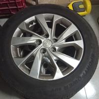 Cerchi in lega originali Hyundai Tucson con gomme 
