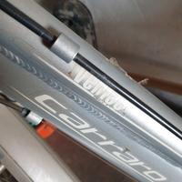 Bici uomo-donna con accessori e porta bici da auto