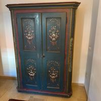 Armadio antico dipinto a mano - XIX secolo