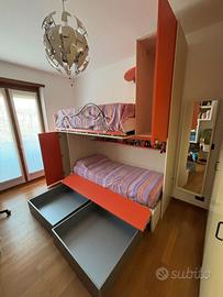 Letto castello con  armadi