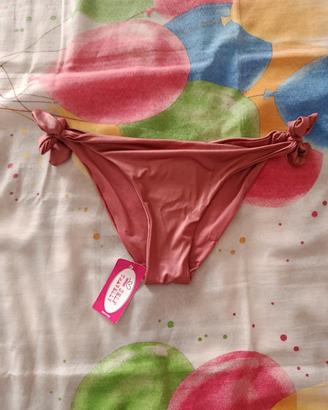 costume rosa confetto