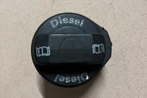 Tappo serbatoio carburante originale  per VW AUDI