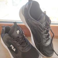 scarpe da ginnastica