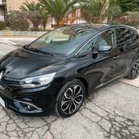 RENAULT Scenic 1.5 DCi 110cv Energy Bose