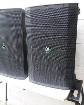 CASSE MACKIE THUMP 215