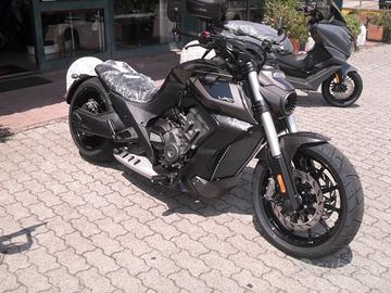 Benda Motorcycles LFC 700 Pro