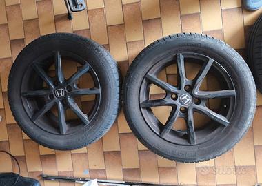 Gomme con cerchi in lega per Honda Jazz 2019