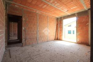 3 LOCALI A MONSUMMANO TERME