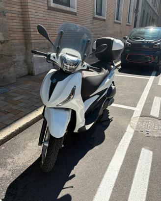 Piaggio Beverly 300 HPE