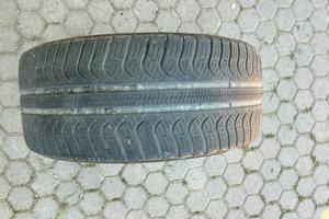 Gomme pirelli R18