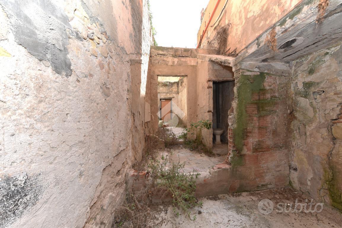 3 LOCALI A CAGLIARI - Vista 4