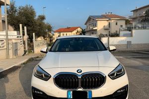 BMW Serie 1 116d F40 Automatica 2020