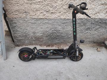 monopattino elettrico 