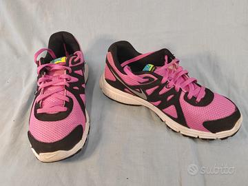 Nike Revolution 2 Rosa/Nero 38