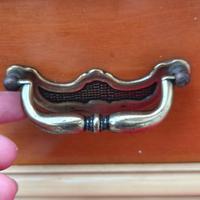 fornitura per mobili antica in ottone