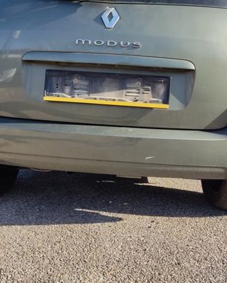 Paraurti posteriore RENAULT MODUS del 2005