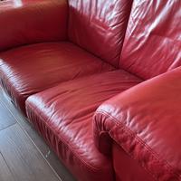 Divano pelle rossa