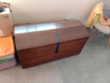 cassapanca in legno 