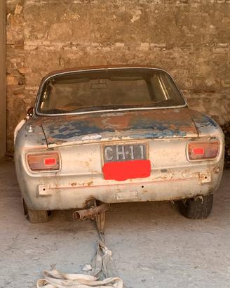 Alfa Romeo Giulia Sprint GT