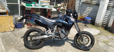 Moto ktm 640 prestige