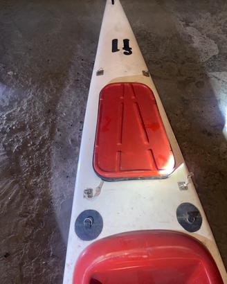 Kayak monopodto
