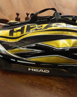 Racchette da tennis e borsone