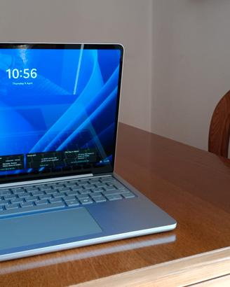 Microsoft Surface Laptop