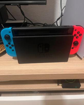 Nintendo Switch + Pro Controller + 3 giochi