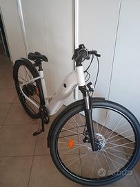 Bicicletta elettrica Rockrider
