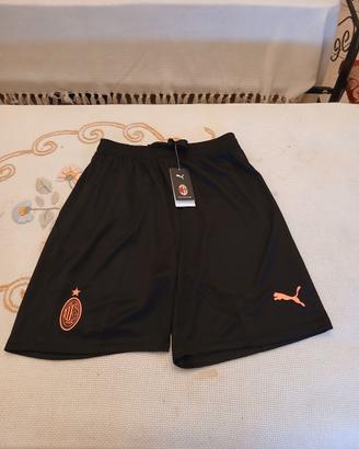 pantaloncini Milan nuovi  2026 27 taglia L 
