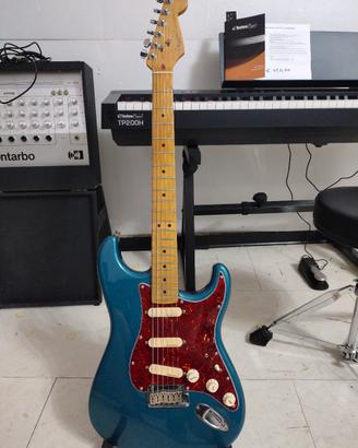 Fender Stratocaster american standard anni 90