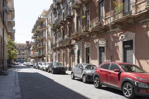 Rif.GS36| negozio catania