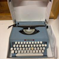 Macchina da scrivere Alba 20