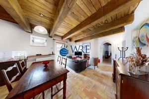 Appartamento di 100 m² con 3 locali a Sellano