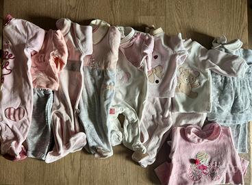 Tutine neonata taglia 1-3 mesi