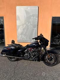 Harley-Davidson 117 Street Glide (2022) - FLHXSE