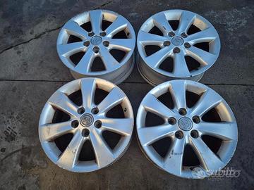Cerchi In Lega Da 16" Per Toyota Corolla 2006